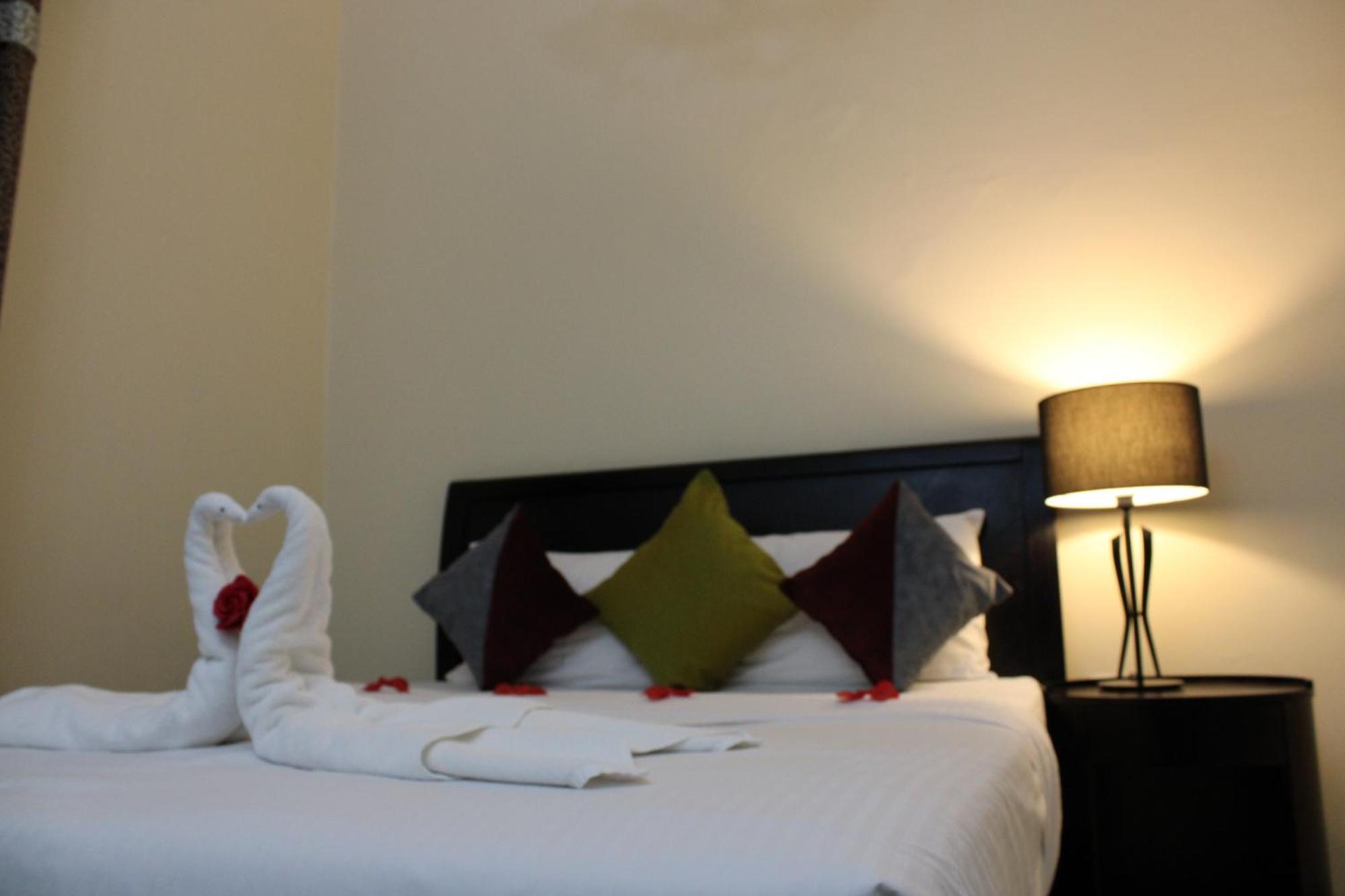 Al Smou Hotel Apartments - Maha Hospitality Group Ajman Bagian luar foto